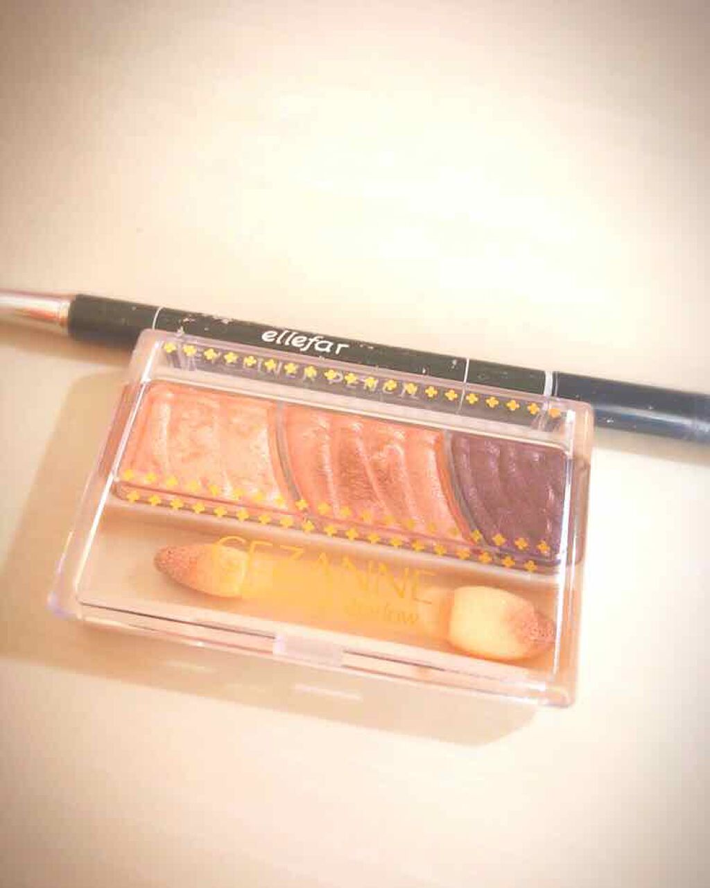 トーンアップアイシャドウ/CEZANNE/アイシャドウパレットを使ったクチコミ(1枚目)