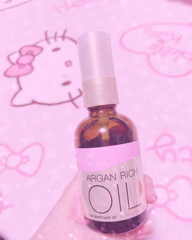 ルシードエル   オイルトリートメント
ARGAN RICH OIL

髪の毛染めてから
結構痛むようになったので洗い流さないトリートメントを購入しました\❤︎/

美容院の方に洗い流さないトリートメン