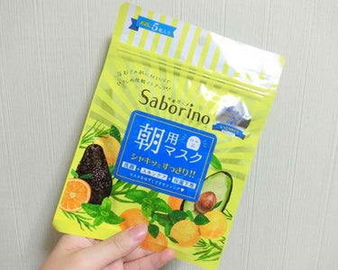 流行に乗り遅れながらも購入🙄笑
たしかに目が覚めるし、すっきりします✨
一つ難点があるとすれば、あまり付けすぎてると顔がヒリヒリするかな😥💭

シート自体の厚さは普通くらいで、液は丁度いいくらいに入って