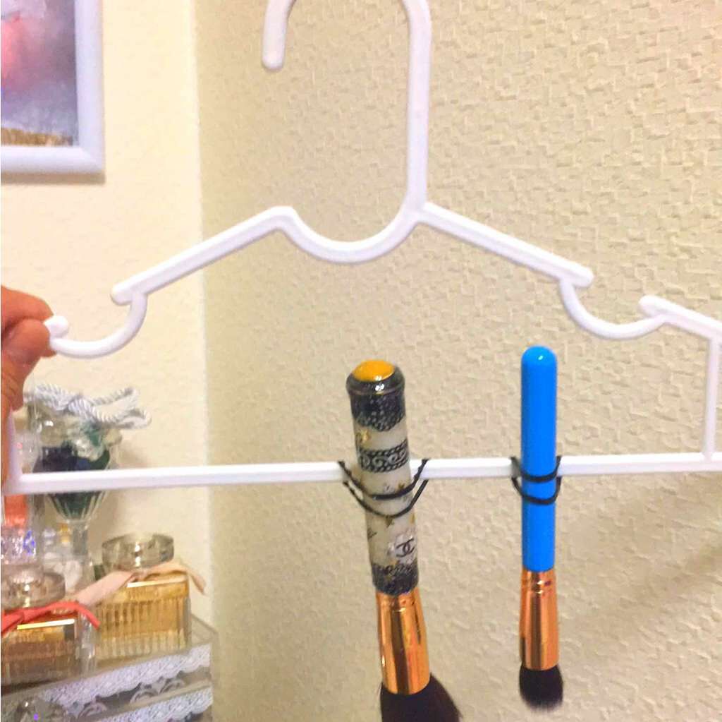 SIXPLUS エレガンスシリーズ ホワイトパール メイクブラシ11本セット/SIXPLUS/メイクブラシを使ったクチコミ(4枚目)