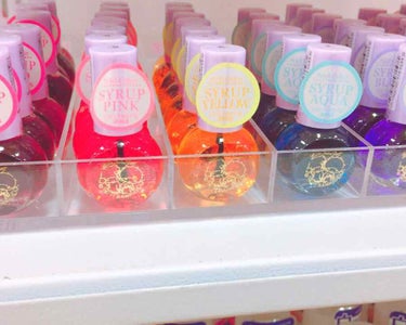 DAISO サンリオネイルのクチコミ「サンリオ💅★*ネイル

ダイソーのマニキュア…
気になっていて仕事帰りに除くと、
たんまり並ん.....」（2枚目）