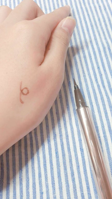 ラブ・ライナー リキッドアイライナーR3/ラブ・ライナー/リキッドアイライナーを使ったクチコミ(2枚目)