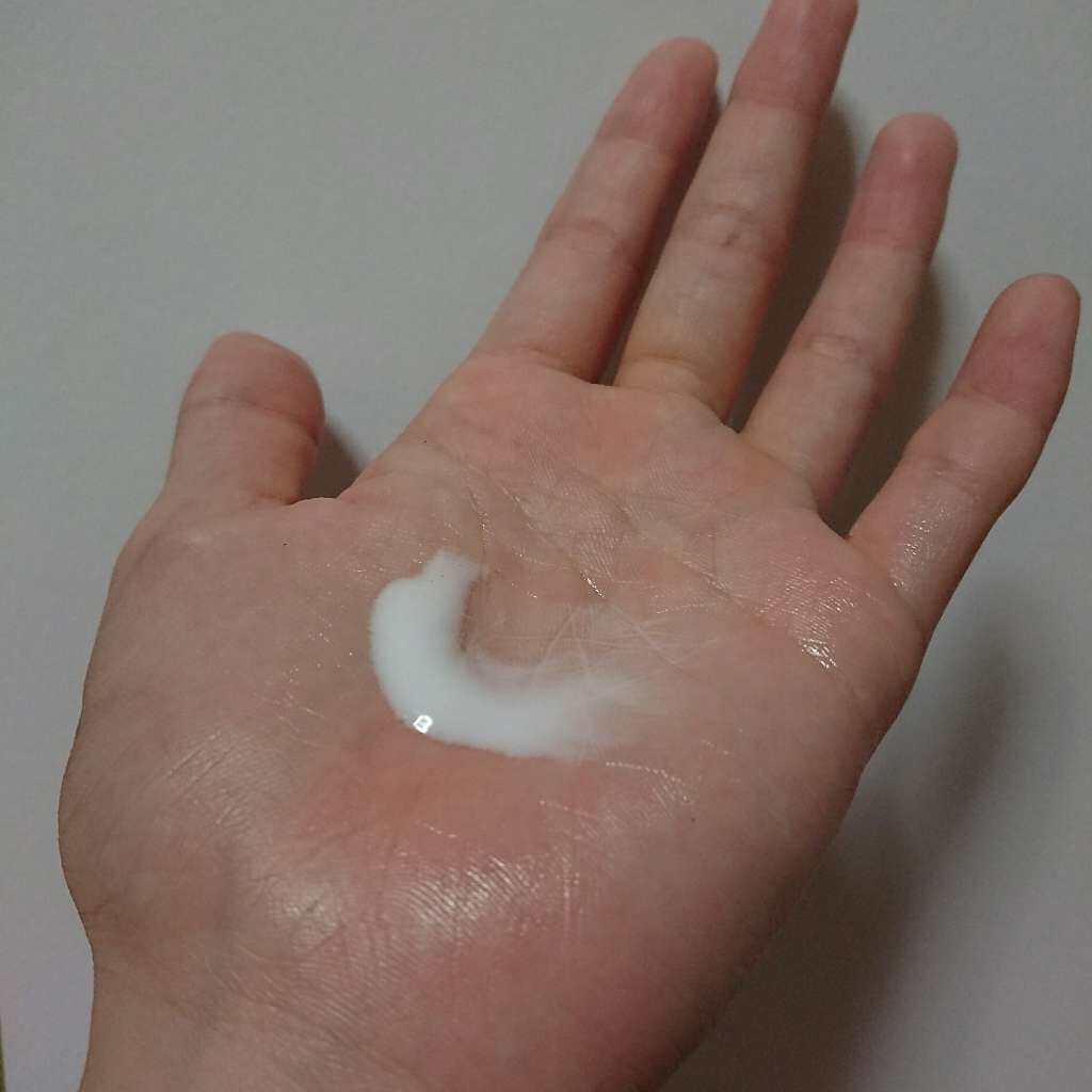 スキンミルク(しっとり)/ニベア/ボディミルクを使ったクチコミ(2枚目)