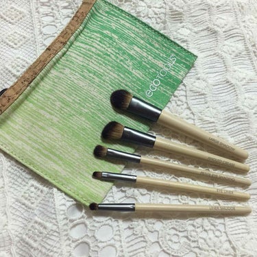 BAMBOO 6 Piece Brush Set/EcoTools/メイクブラシを使ったクチコミ（2枚目）