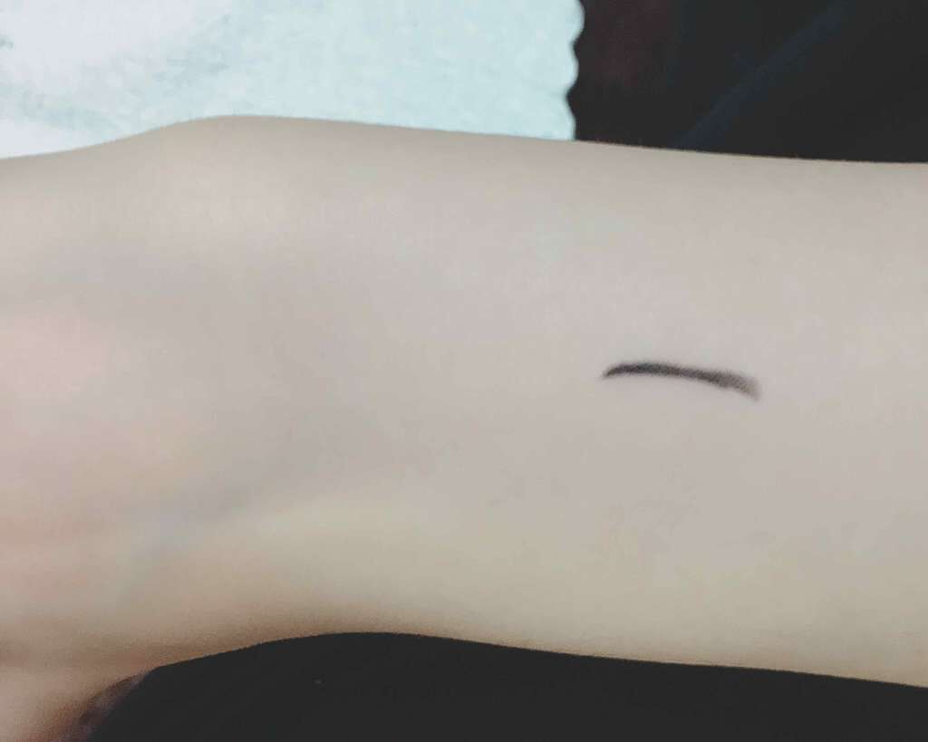 リキッドアイライナー ストロングウォータープルーフ/ミゼルエディ/リキッドアイライナーを使ったクチコミ（2枚目）