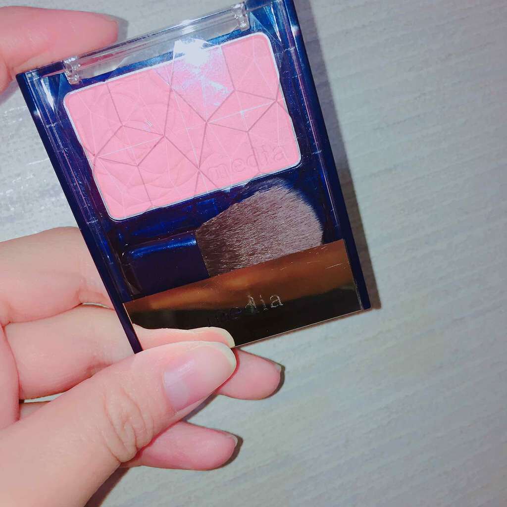 ブライトアップチークN/media/パウダーチークを使ったクチコミ(1枚目)