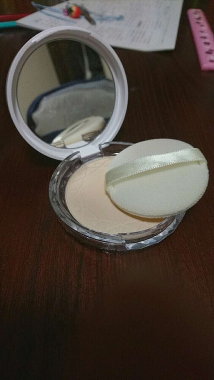 UVクリアフェイスパウダー/CEZANNE/プレストパウダーを使ったクチコミ(2枚目)