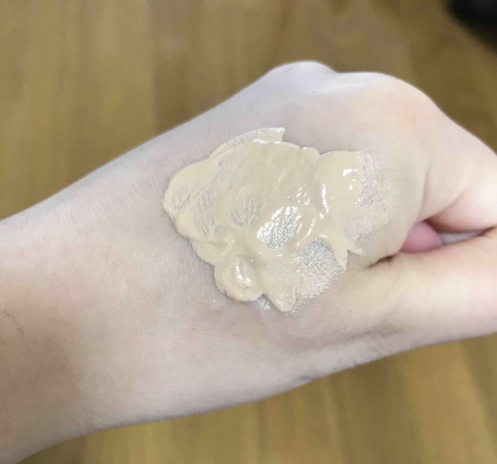 ドラマティックスキニーフィルムリキッド UV/マキアージュ/リキッドファンデーションを使ったクチコミ(4枚目)