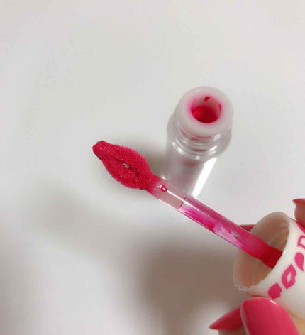 ETUDE カラーイン リキッドリップのクチコミ「ETUDE HOUSE カラーインリキッドリップ💄✨
PK004番です!
エチュードハウスの.....」(2枚目)