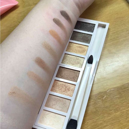 グラマラスヌード アイパレット (クリスマスコフレ 2017)/Visée/メイクアップキットを使ったクチコミ(2枚目)