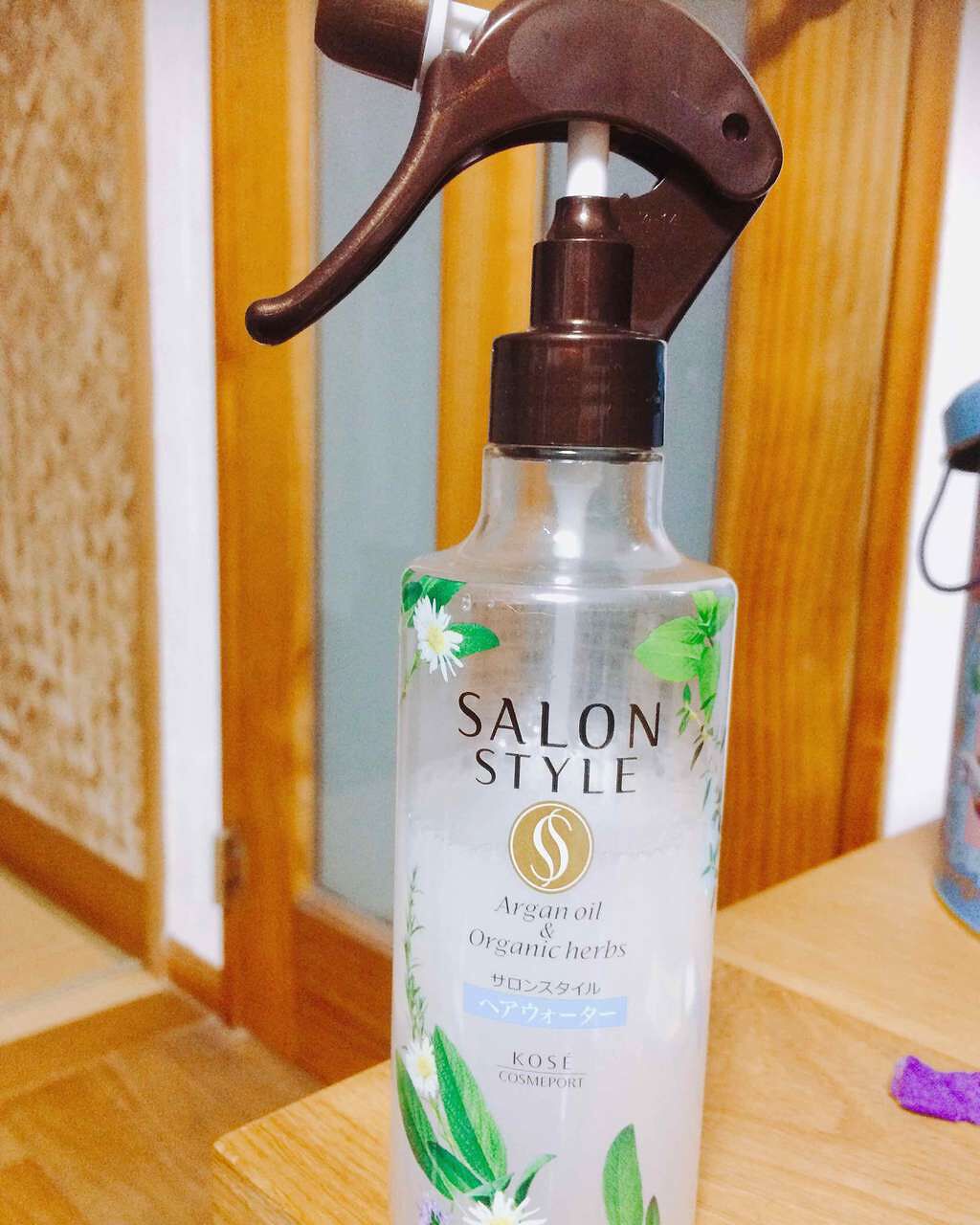 ♥koko♥ on LIPS 「【時間がない日でも髪の毛サラサラに✨】このヘアウォーターは…✔..」(1枚目)