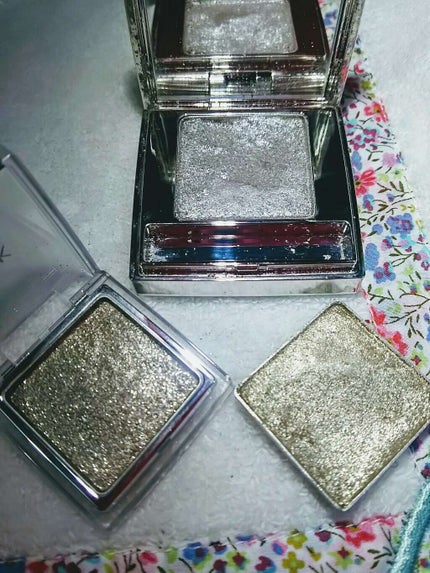 インジーニアス パウダーアイズ N/RMK/単色アイシャドウを使ったクチコミ(2枚目)