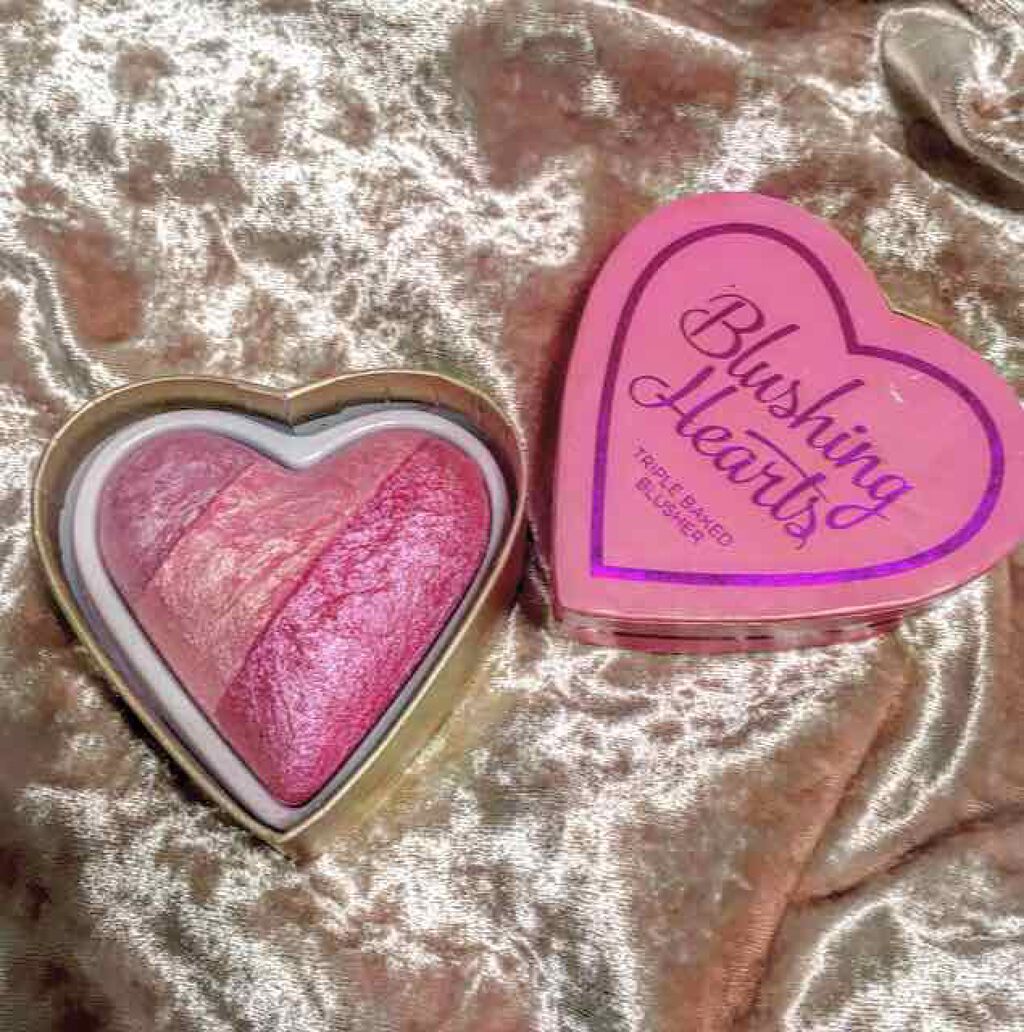 ブラッシング ハート/MAKEUP REVOLUTION/パウダーチークを使ったクチコミ(1枚目)