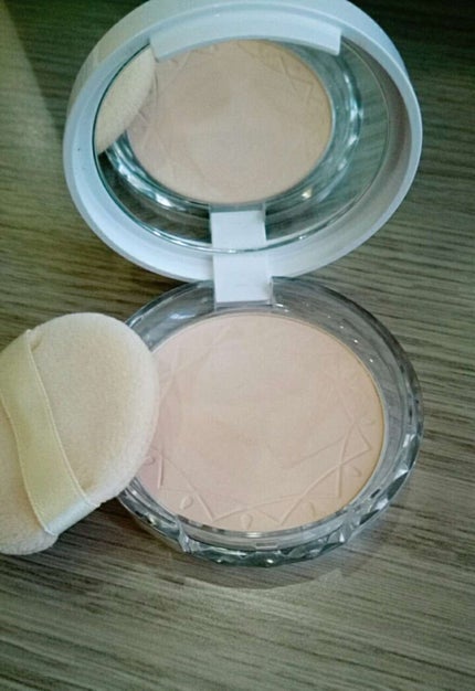 UVクリアフェイスパウダー/CEZANNE/プレストパウダーを使ったクチコミ(2枚目)