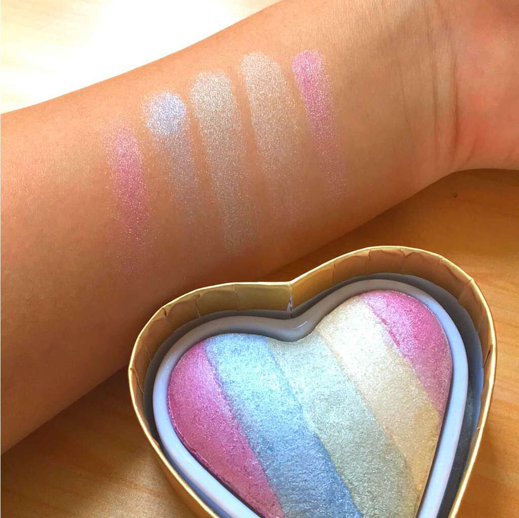 ハートハイライター ユニコーンハート/MAKEUP REVOLUTION/パウダーハイライトを使ったクチコミ(2枚目)