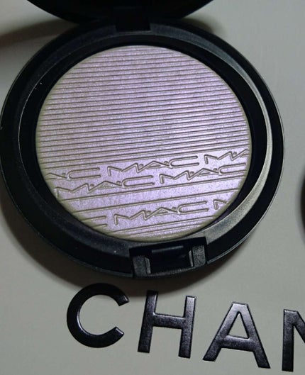 エクストラ ディメンション スキンフィニッシュ/M・A・C/プレストパウダーを使ったクチコミ(1枚目)