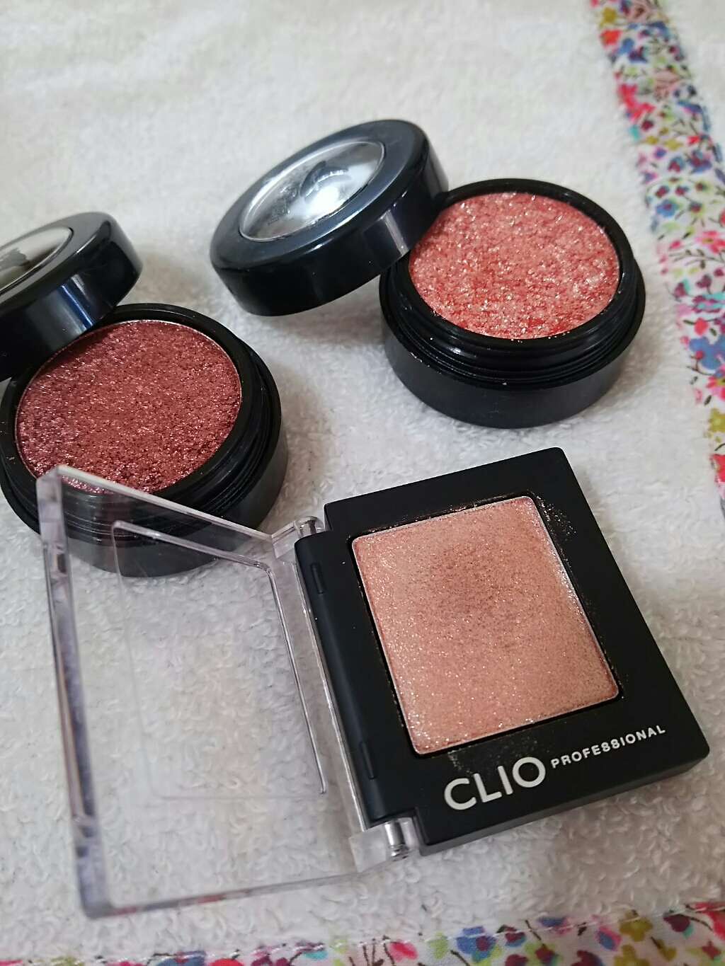 セルフィーフィックスピグメント/Witch's Pouch/単色アイシャドウを使ったクチコミ（1枚目）