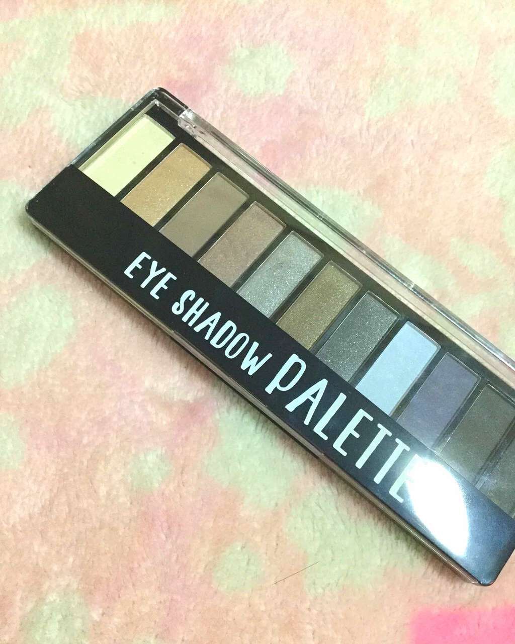 アイシャドウパレット/ビューティーワールド/アイシャドウパレットを使ったクチコミ（1枚目）