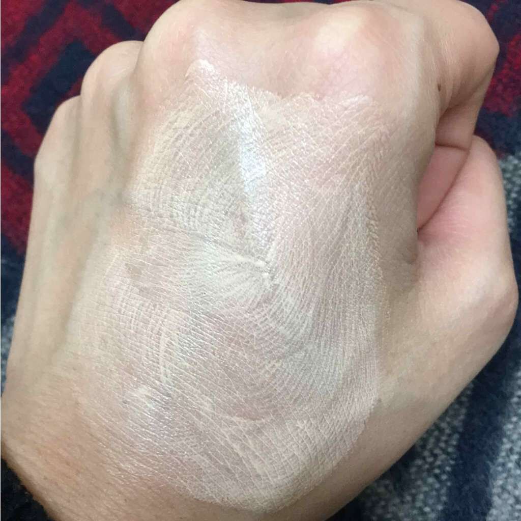 モイスチュアライジング ファンデーション プライマー S/PAUL & JOE BEAUTE/化粧下地を使ったクチコミ（3枚目）