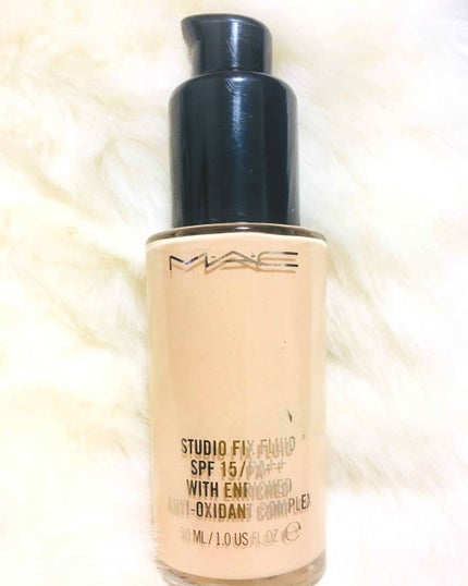 スタジオフィックス フルイッド SPF 15/M・A・C/リキッドファンデーションを使ったクチコミ(1枚目)