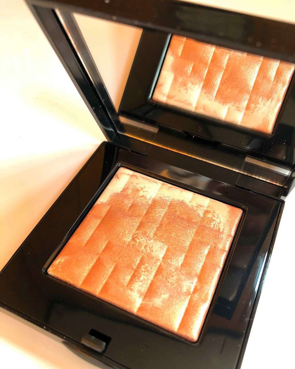 ハイライティング パウダー/BOBBI BROWN/パウダーハイライトを使ったクチコミ(1枚目)