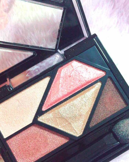 メタルグラマーアイズ/KATE/アイシャドウパレットを使ったクチコミ(2枚目)