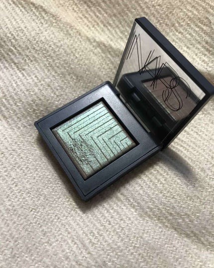 デュアルインテンシティーアイシャドー/NARS/単色アイシャドウを使ったクチコミ(1枚目)
