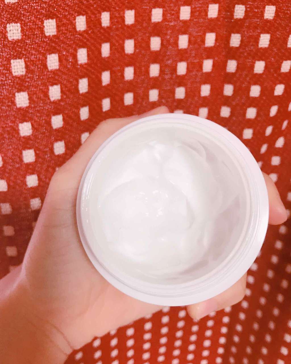 WHITE MILK CREAM/3CE/フェイスクリームを使ったクチコミ(2枚目)