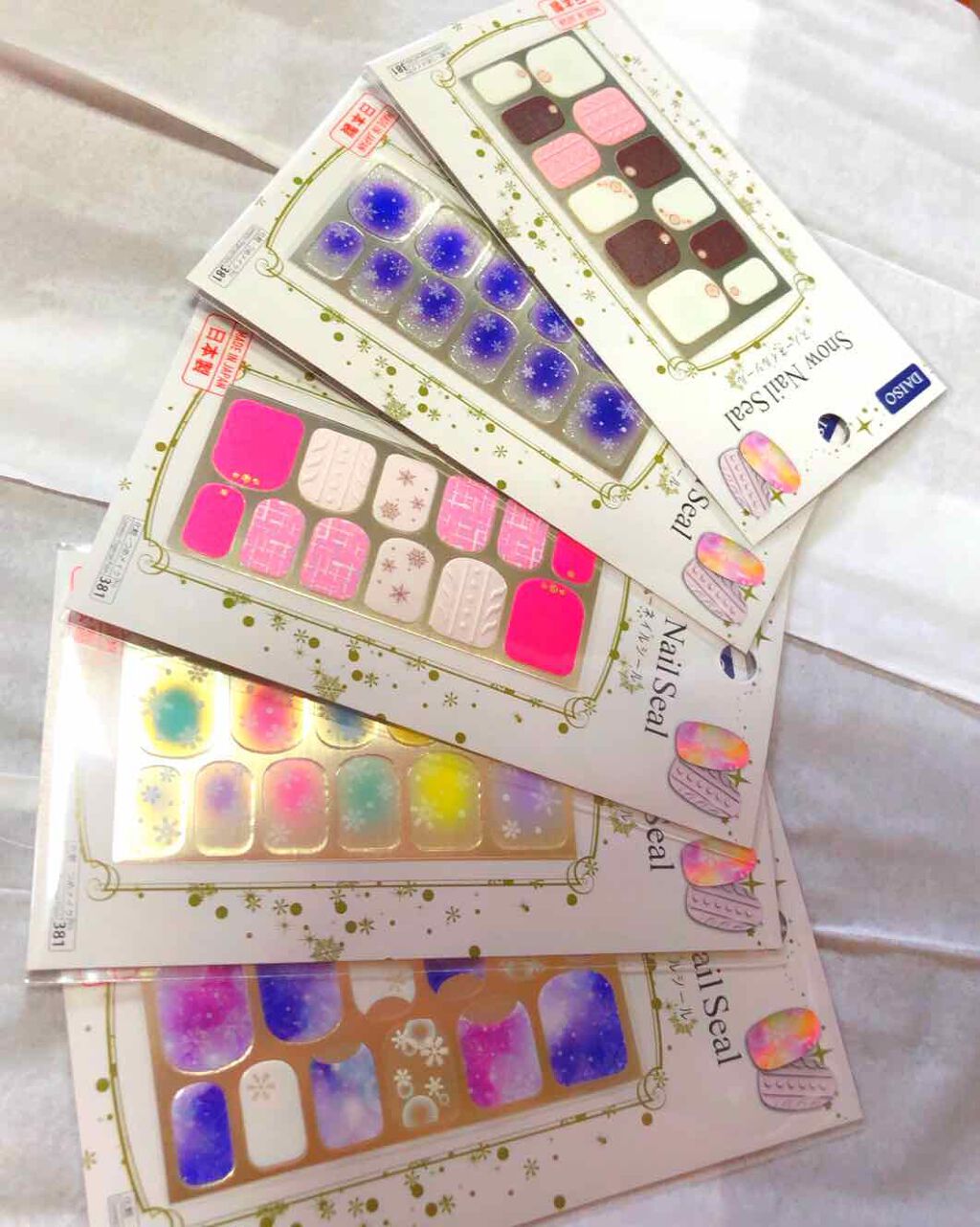 スノーネイルシール/DAISO/ネイルシールを使ったクチコミ（1枚目）