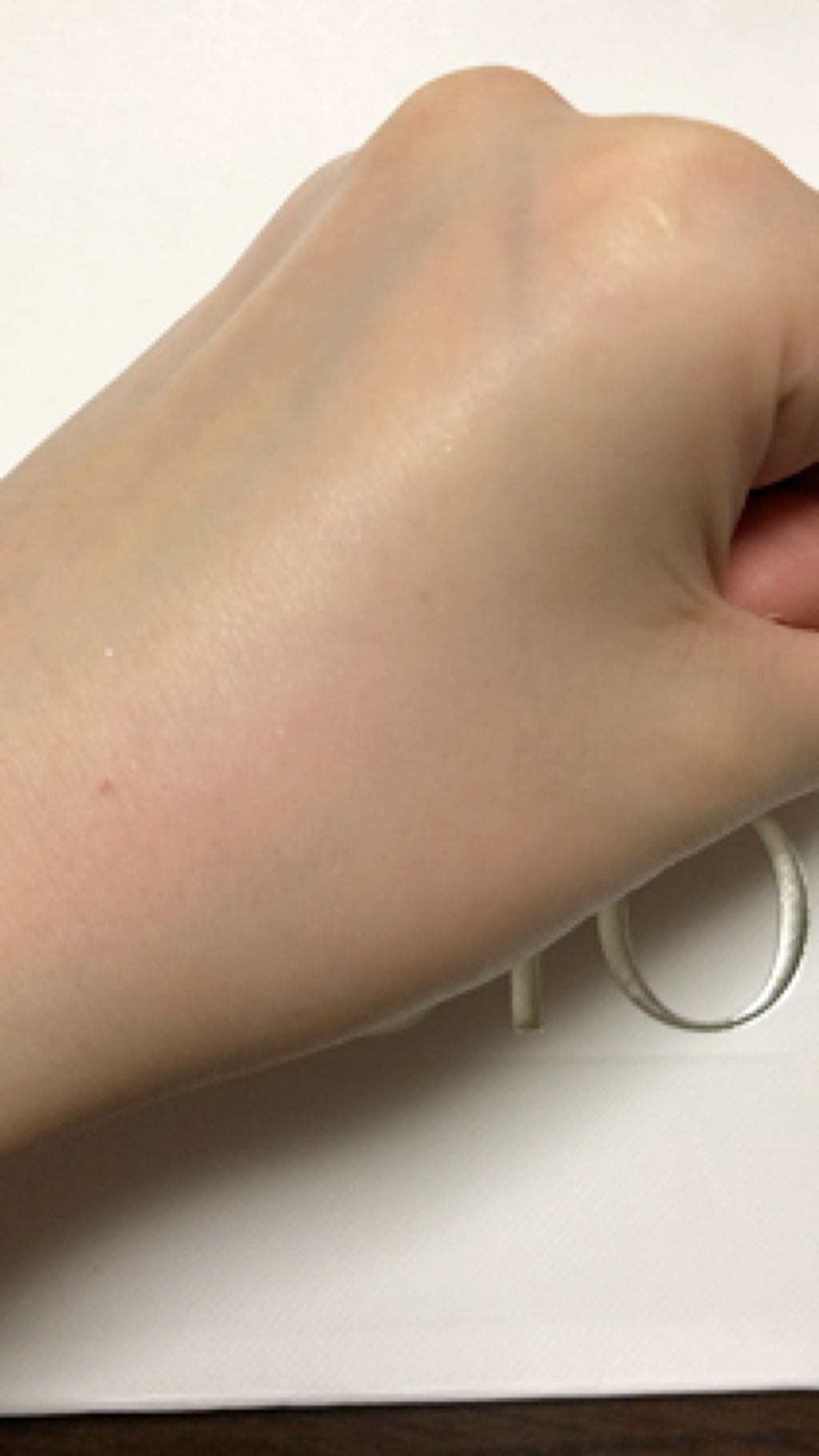 イルミネイト タッチ/Elégance/スティックコンシーラーの動画クチコミ1つ目