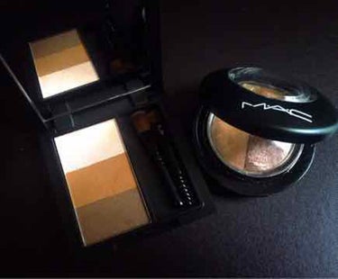 〜MAC〜
グレイト ブロウ(左)

ミネラライズ アイシャドウ
ブロンズアセッツ(右)

どちらもお上品な仕上がりになります
個人的にグレイトブロウの１番上の
ハイライトのお色味がお気に入り◎

ミネ