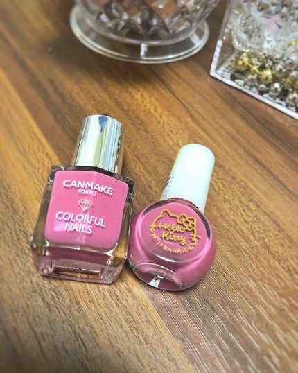カラフルネイルズ/キャンメイク/マニキュアを使ったクチコミ(2枚目)