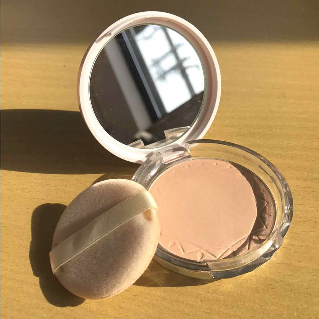 UVクリアフェイスパウダー/CEZANNE/プレストパウダーを使ったクチコミ(2枚目)