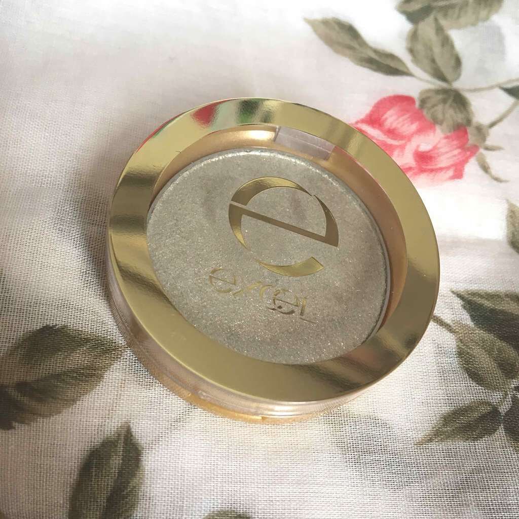 シャイニーシャドウ N/excel/単色アイシャドウを使ったクチコミ(1枚目)