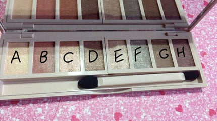 グラマラスヌード アイパレット (クリスマスコフレ 2017)/Visée/メイクアップキットを使ったクチコミ(3枚目)