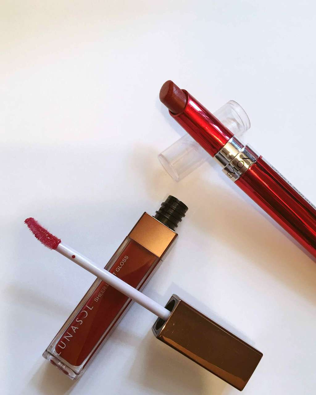 シアーライトグロス/LUNASOL/リップグロスを使ったクチコミ(2枚目)