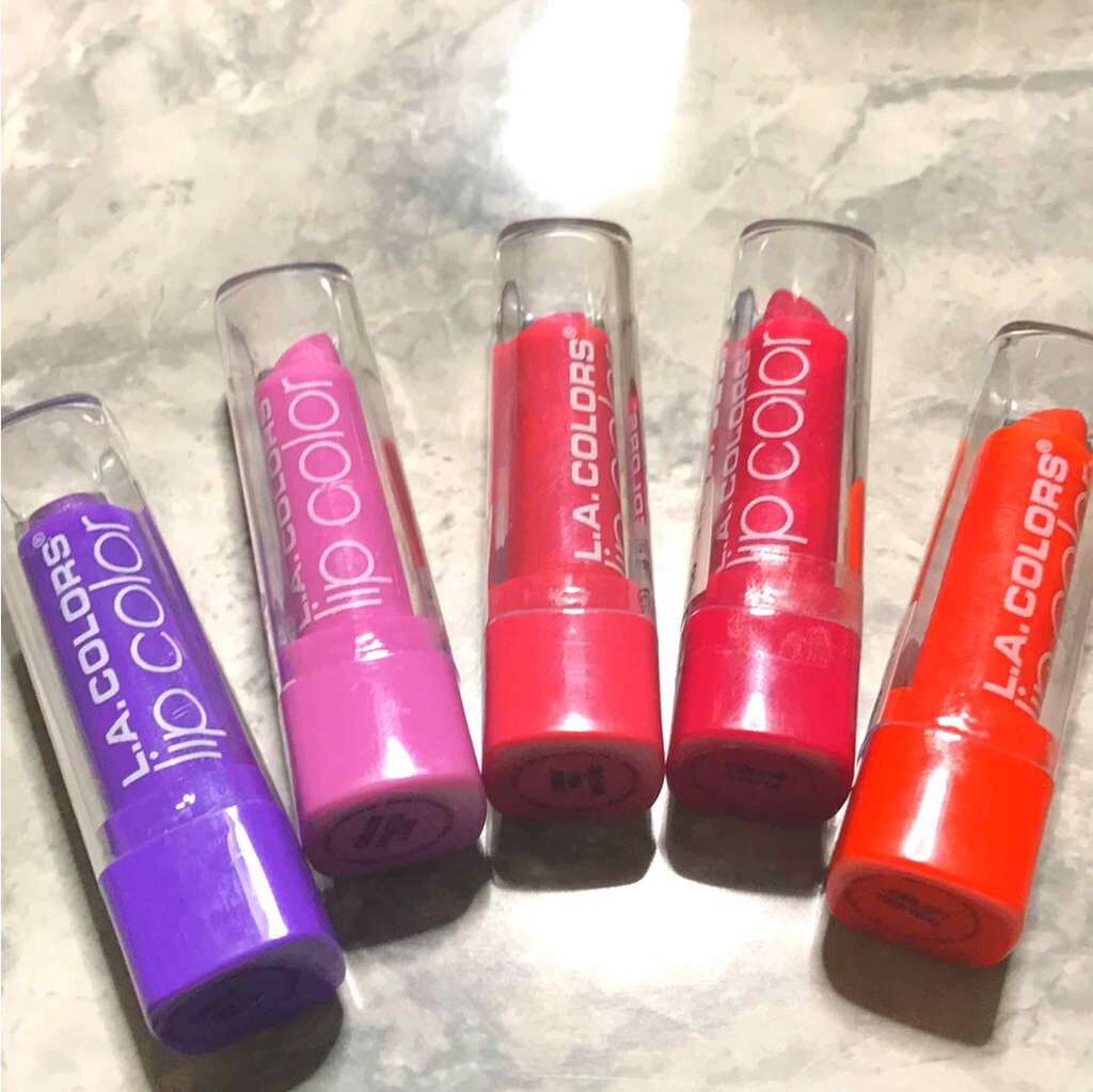 モイスチャーリッチ リップカラー/L.A.COLORS/口紅を使ったクチコミ(1枚目)