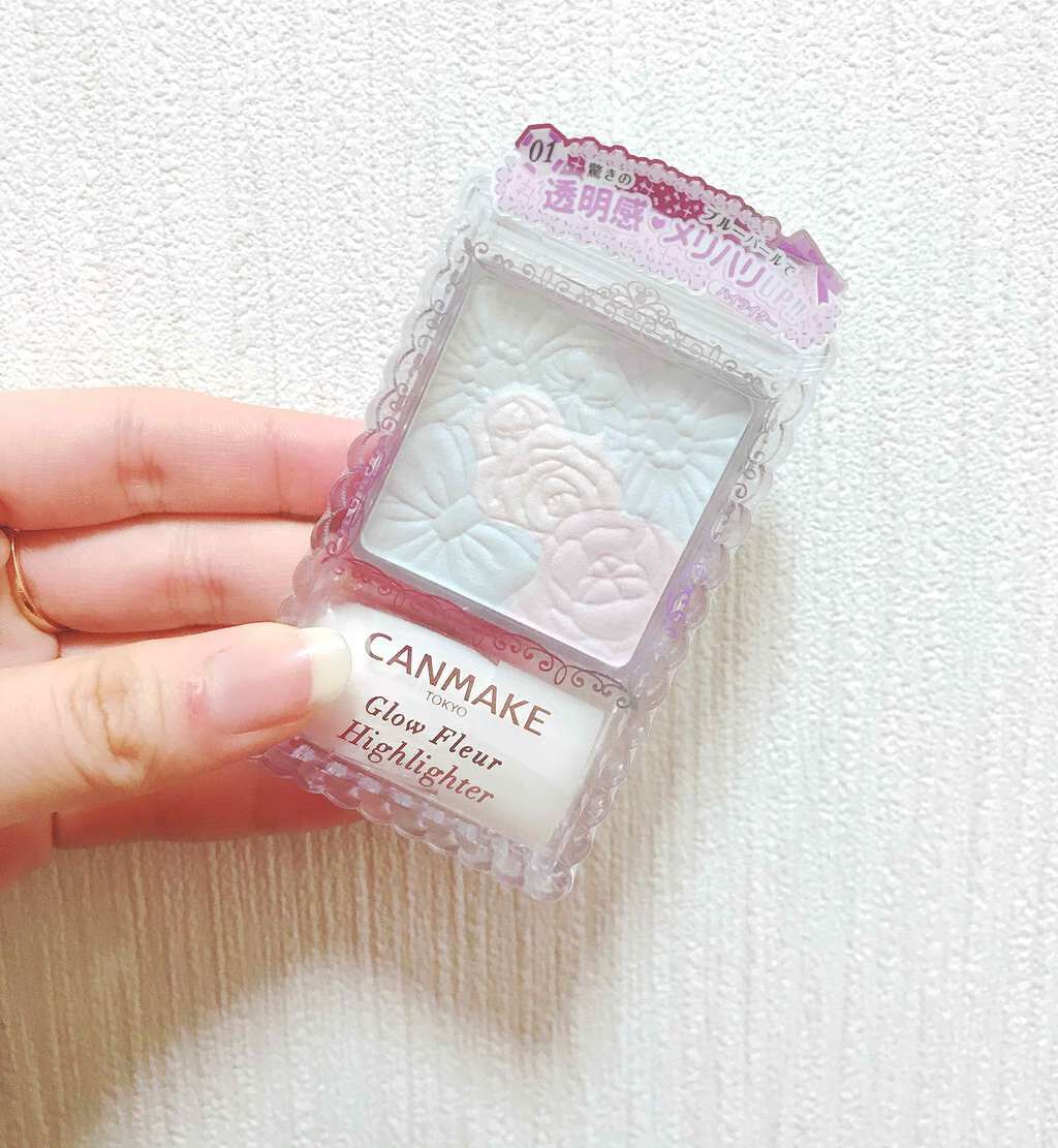 グロウフルールハイライター/キャンメイク/パウダーハイライトを使ったクチコミ（1枚目）
