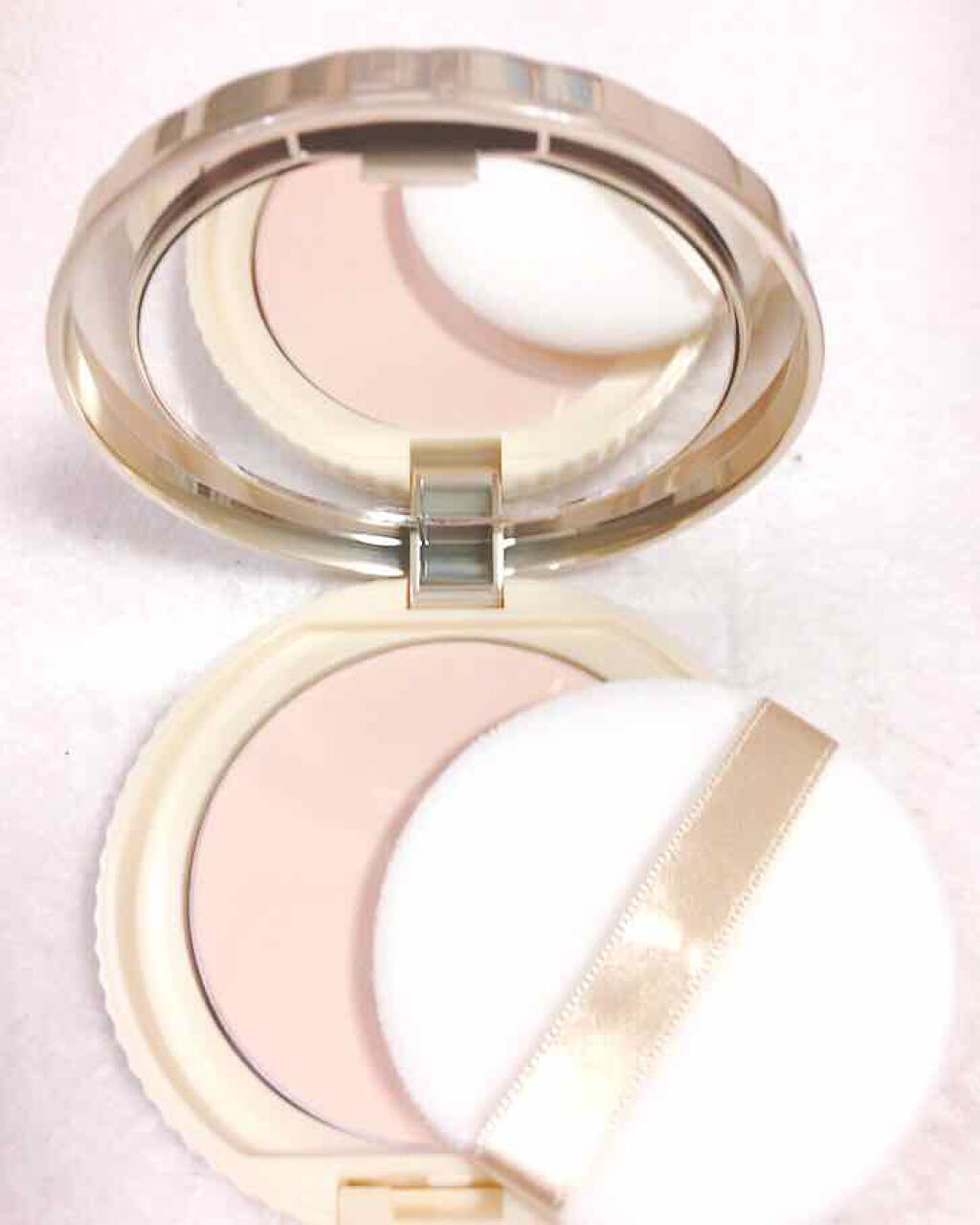 【旧品】マシュマロフィニッシュパウダー/キャンメイク/プレストパウダーを使ったクチコミ(2枚目)