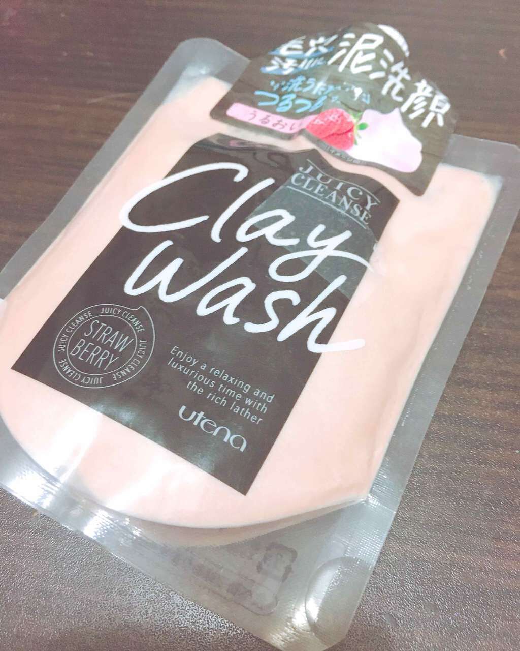 クレイウォッシュ ストロベリー/ジューシィクレンズ/洗顔フォームを使ったクチコミ（1枚目）