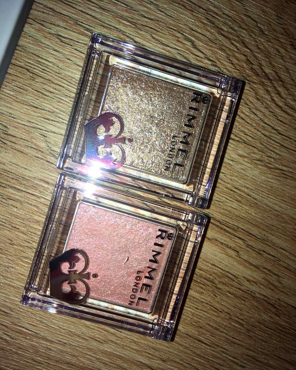 プリズム パウダーアイカラー/リンメル ロンドン/単色アイシャドウを使ったクチコミ(1枚目)