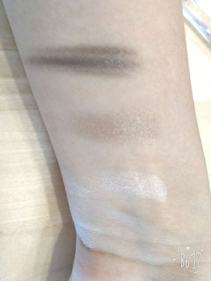 トーンアップアイシャドウ/CEZANNE/アイシャドウパレットを使ったクチコミ(2枚目)