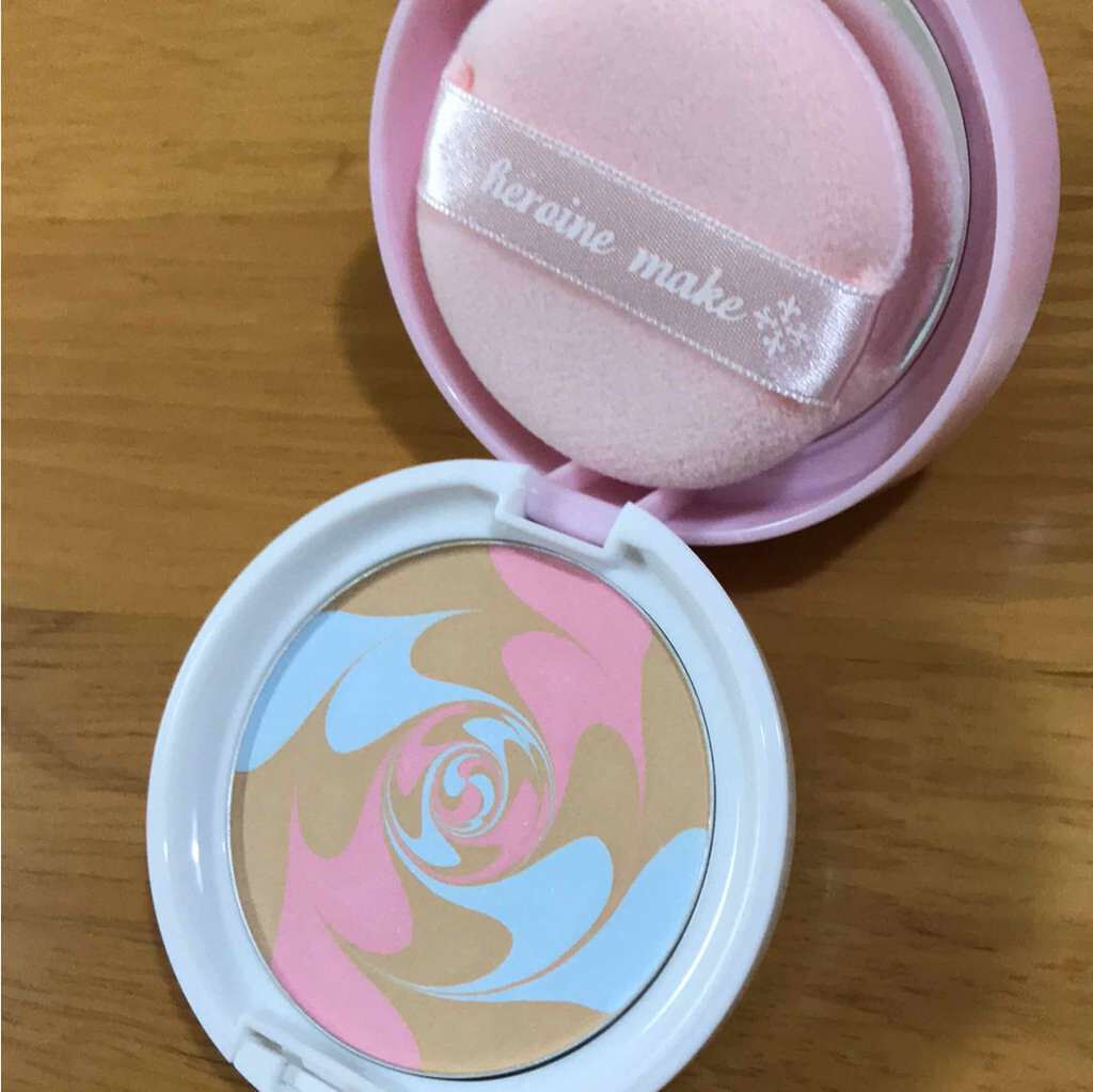 ビューティーチャージ CCパウダー/ヒロインメイク/プレストパウダーを使ったクチコミ（2枚目）