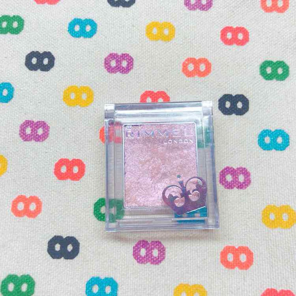 プリズム パウダーアイカラー/リンメル ロンドン/単色アイシャドウを使ったクチコミ(1枚目)