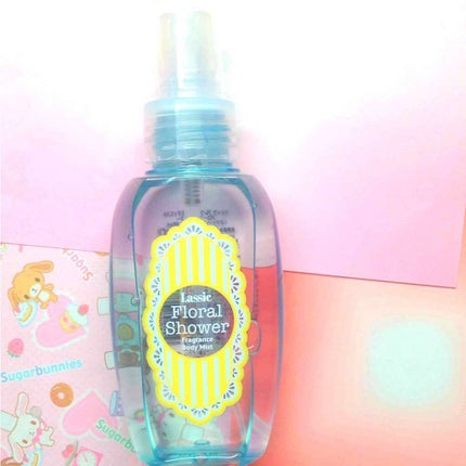 フレグランスボディミスト フローラルシャワー ホワイトフローラル/ラシック/香水(その他)を使ったクチコミ(1枚目)