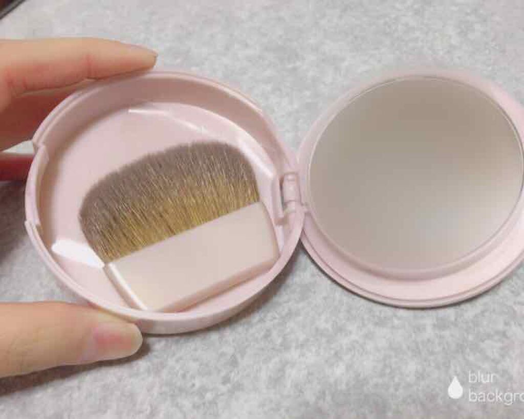 スキンライト プレスト パウダー/REVLON/プレストパウダーを使ったクチコミ(2枚目)