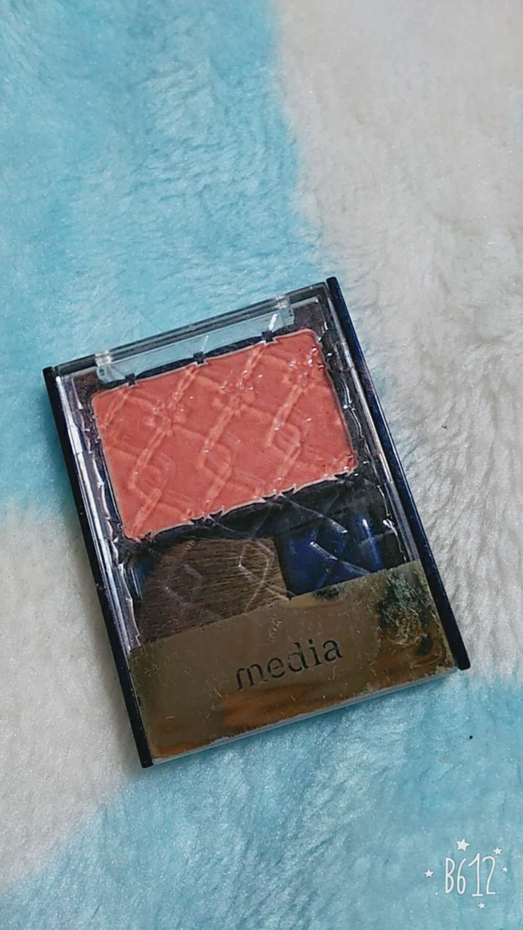 ブライトアップチーク/media/パウダーチークを使ったクチコミ（2枚目）