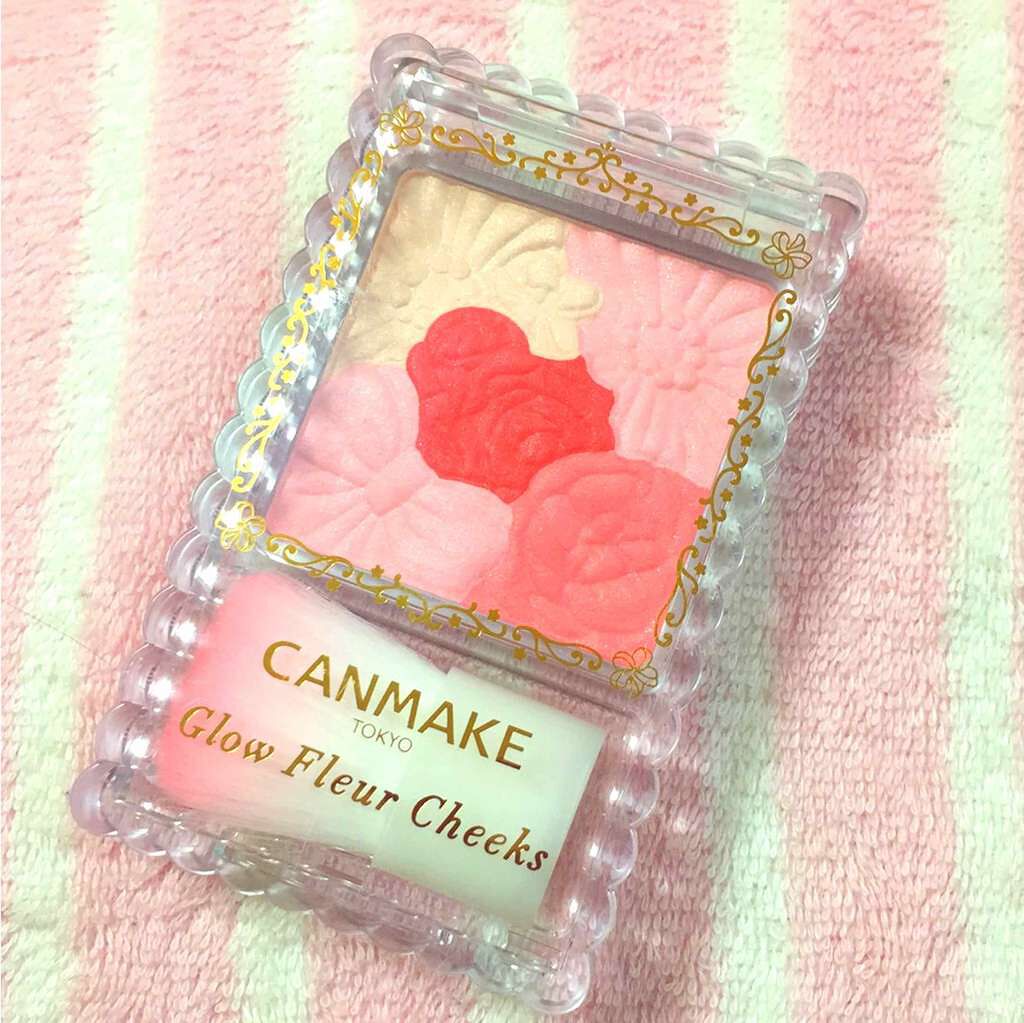 グロウフルールチークス/キャンメイク/パウダーチークを使ったクチコミ(1枚目)