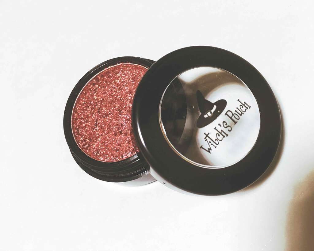 セルフィーフィックスピグメント/Witch's Pouch/単色アイシャドウを使ったクチコミ(2枚目)