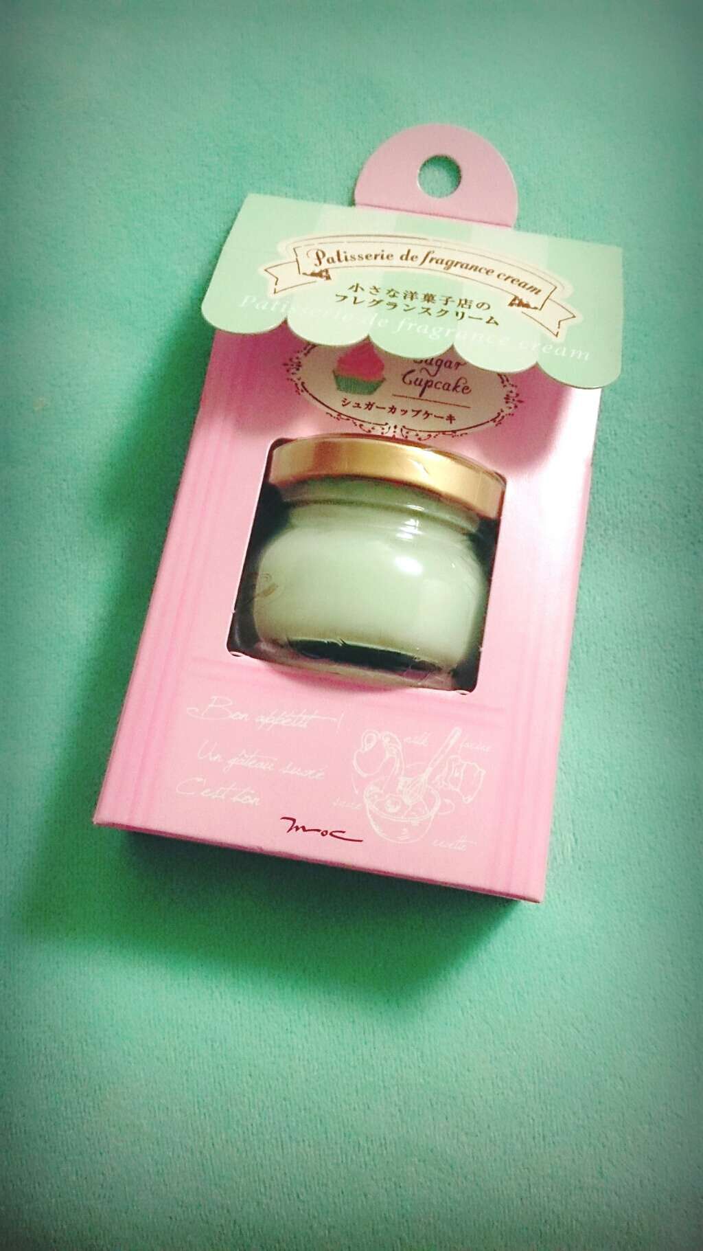 フレグランスクリーム シュガーカップケーキ/MOC/香水(その他)を使ったクチコミ(1枚目)